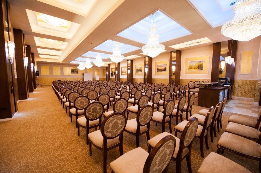 Best Western Hotel Lev Or I Bukares Bagian luar foto
